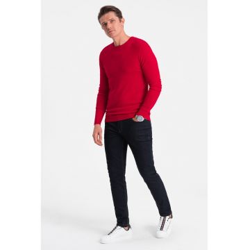 Pulover cu decolteu la baza gatului si model uni