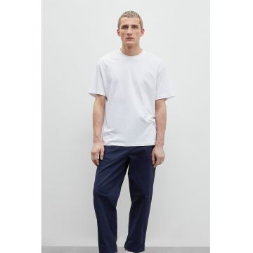 Tricou din bumbac cu decolteu la baza gatului