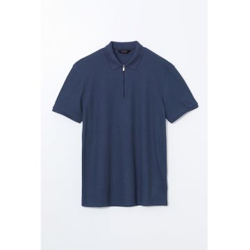 Tricou polo cu fenta cu fermoar