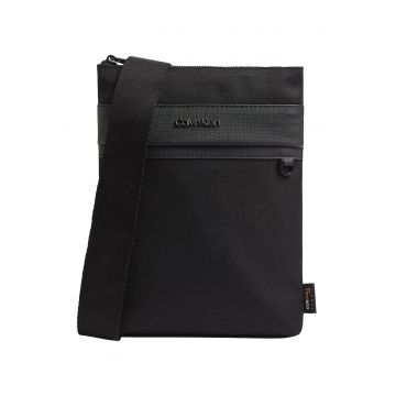 Geanta crossbody cu logo metalic