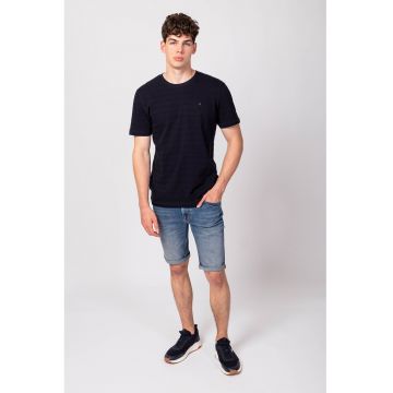 Tricou din bumbac cu decolteu la baza gatului