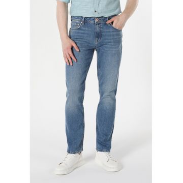 Blugi regular fit cu aspect decolorat