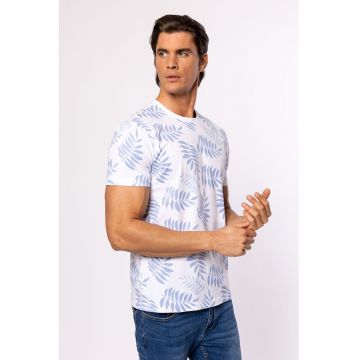 Tricou cu decolteu la baza gatului si imprimeu vegetal