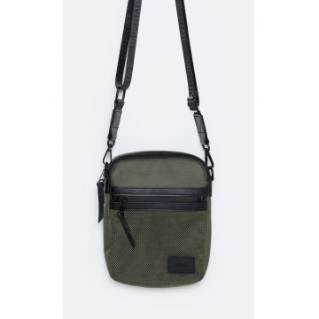 Geanta crossbody cu accente de piele ecologica Wotino
