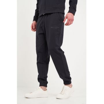 Pantaloni de trening cu talie ajustabila