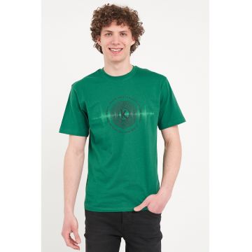 Tricou cu decolteu la baza gatului si imprimeu logo