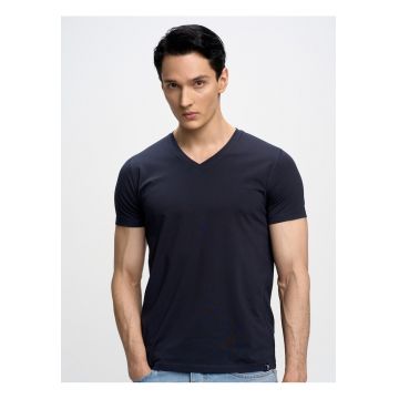 Tricou simplu cu guler în V