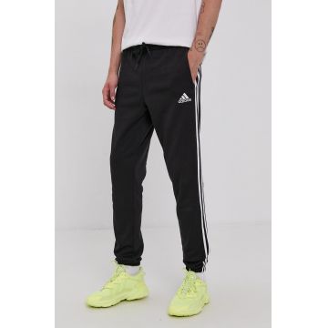 Adidas Pantaloni GK8822 bărbați, culoarea negru, cu imprimeu