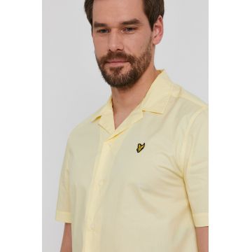 Lyle & Scott Cămașă din bumbac bărbați, culoarea galben, cu guler clasic, regular