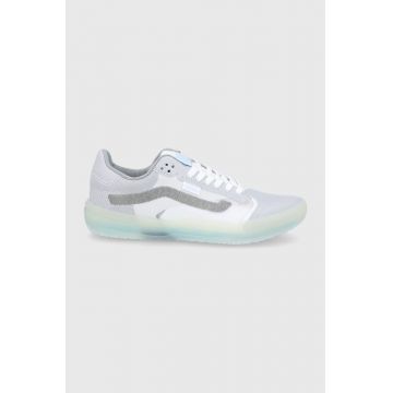 Vans Pantofi culoarea gri, cu toc plat