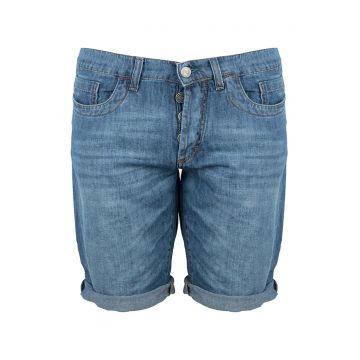 Pantaloni scurti din denim cu 5 buzunare -
