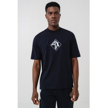 Tricou cu logo brodat