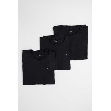 Set de tricouri din bumbac cu model uni - 3 piese
