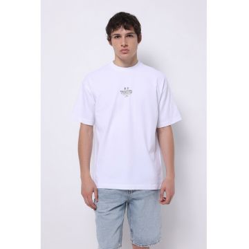 Tricou cu detaliu text