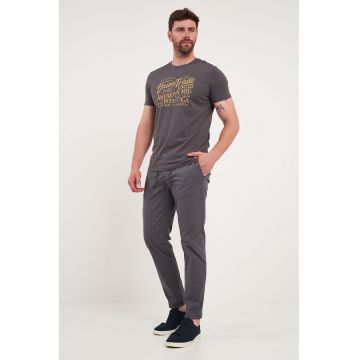 Pantaloni cu talie ajustabila