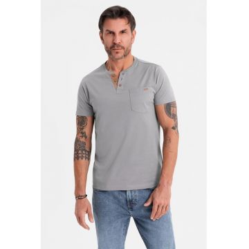 Tricou din bumbac cu fenta cu nasturi