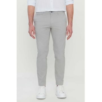Pantaloni chino slim-fit