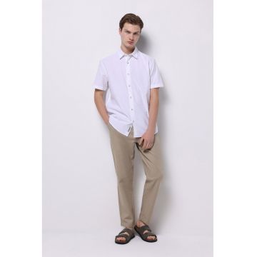 Pantaloni cu talie elastica si talie medie Pantaloni cu talie elastica si talie medie