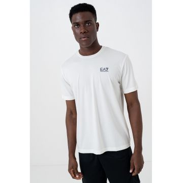 Tricou cu decolteu la baza gatului si detaliu logo