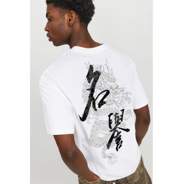 Tricou cu decolteu la baza gatului si imprimeu grafic pe partea din spate