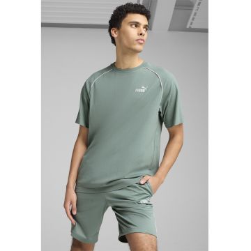 Tricou cu decolteu la baza gatului si maneci raglan
