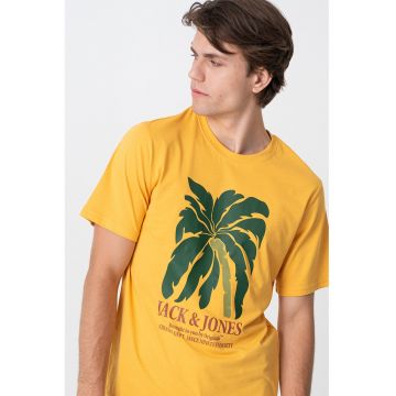 Tricou cu decolteu la baza gatului si design grafic