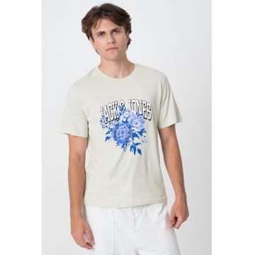 Tricou cu decolteu la baza gatului si imprimeu