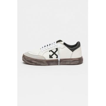 Pantofi sport cu insertii din piele si piele intoarsa