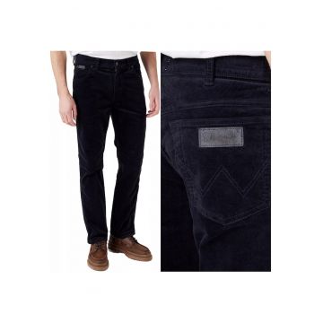 Pantaloni Barbati -  Greensboro - Straight Fit - Picioare Drepte - Talie Joasa - 5 Buzunare - Fermoar - Confortabili - Elastici - 98% Bumbac - 2% Elastan - Marimea 32/32 - Albastru Inchis