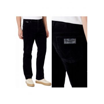 Pantaloni Barbati -  Texas - Straight Fit - Picioare Drepte - Talie Medie - 5 Buzunare - Fermoar - Confortabili - Elastici - 98% Bumbac - 2% Elastan - Marimea 32/34 - Negru