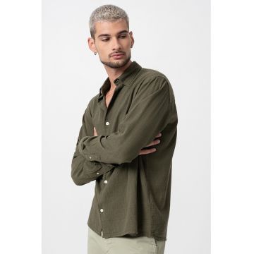 Camasa relaxed-fit din amestec de in