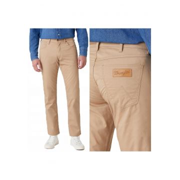 Pantaloni Barbati -  Greensboro - Straight Fit - Picioare Drepte - Talie Joasa - 5 Buzunare - Fermoar - Confortabili - Elastici - 98% Bumbac - 2% Elastan - Bej