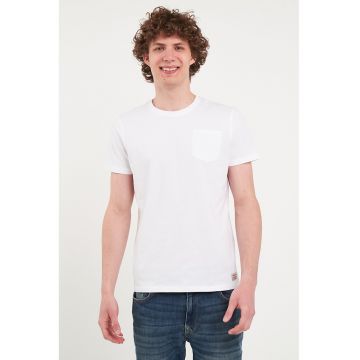 Tricou elastic cu buzunar pe piept