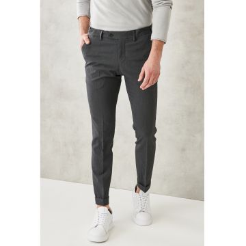 Pantaloni slim fit eleganti