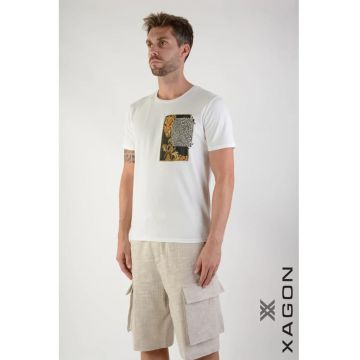 Tricou cu buzunar frontal cu animal print Tricou cu buzunar frontal cu animal print