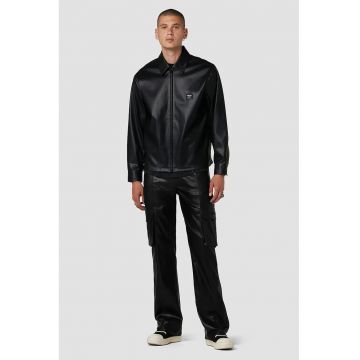 Pantaloni cargo usor largi din imitatie de piele