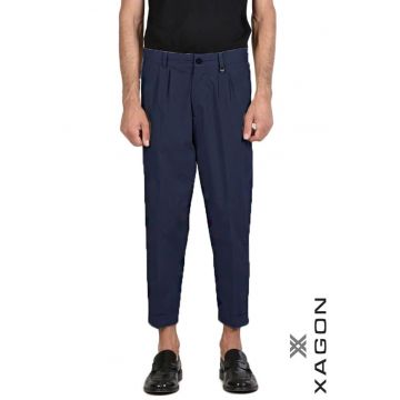 Pantaloni crop cu pense