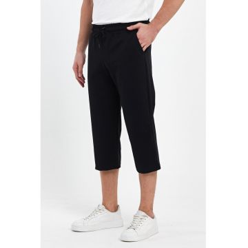 Pantaloni de trening trei sferturi cu snur