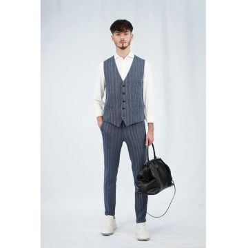 Pantaloni din tricot - cu imprimeu vertical