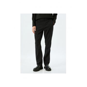 Pantaloni relaxed fit cu buzunare oblice