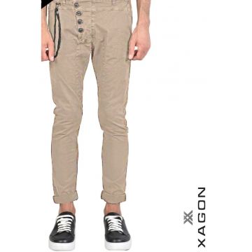 -Pantaloni skinny - mulați cu nasturi laterali