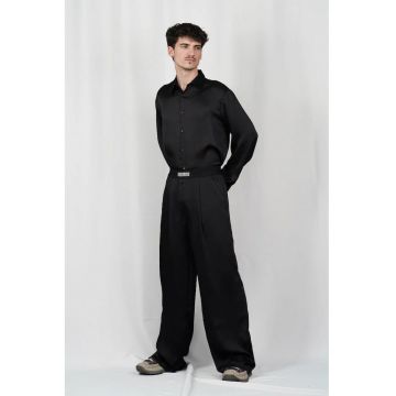 Pantaloni supradimensionati cu elastic in talie