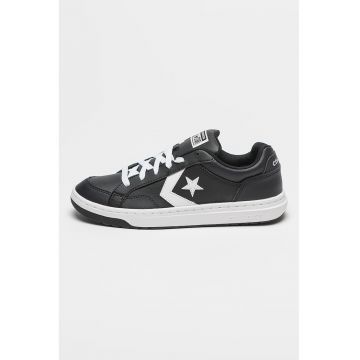 Pantofi sport de piele ecologica cu logo aplicat