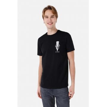 Tricou cu detaliu grafic