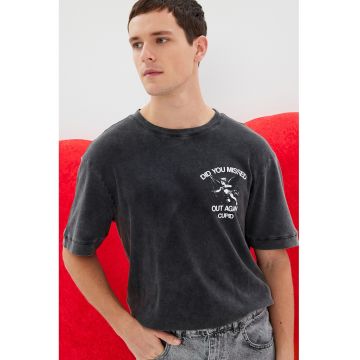 Tricou cu imprimeu pe spate