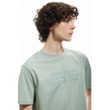 Tricou cu text