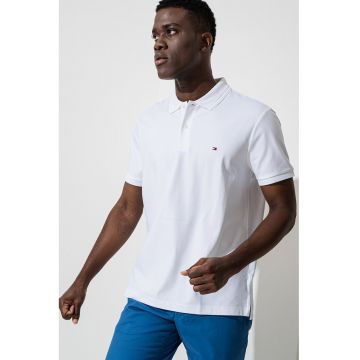 Tricou polo regular-fit cu logo discret