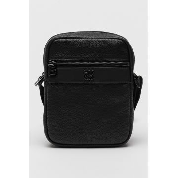 Geanta crossbody cu aplicatie logo