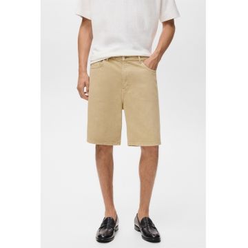 Pantaloni scurti de denim