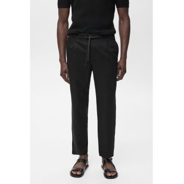 Pantaloni slim fit din amestec de in